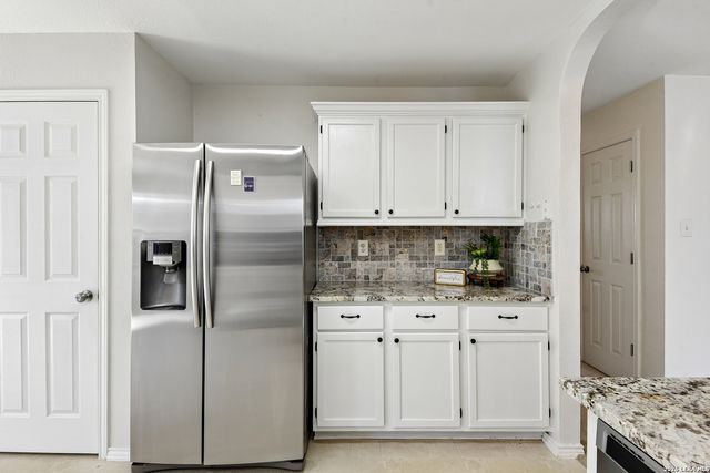 9022 Meadow Spgs, Universal City, TX 78148