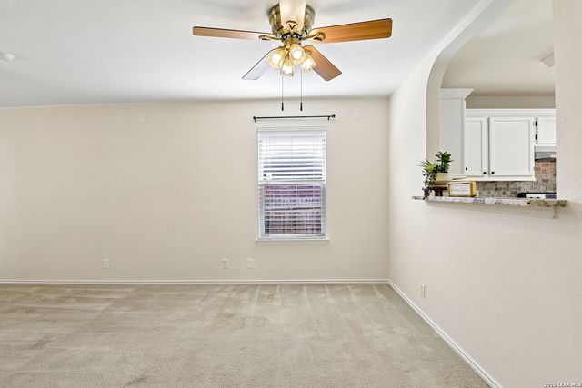 9022 Meadow Spgs, Universal City, TX 78148