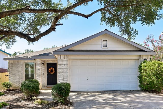 9022 Meadow Spgs, Universal City, TX 78148
