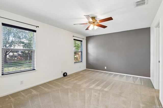 9022 Meadow Spgs, Universal City, TX 78148