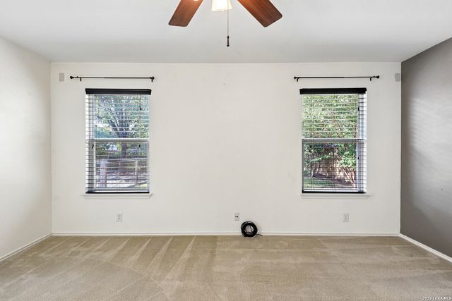 9022 Meadow Spgs, Universal City, TX 78148