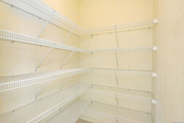 9022 Meadow Spgs, Universal City, TX 78148