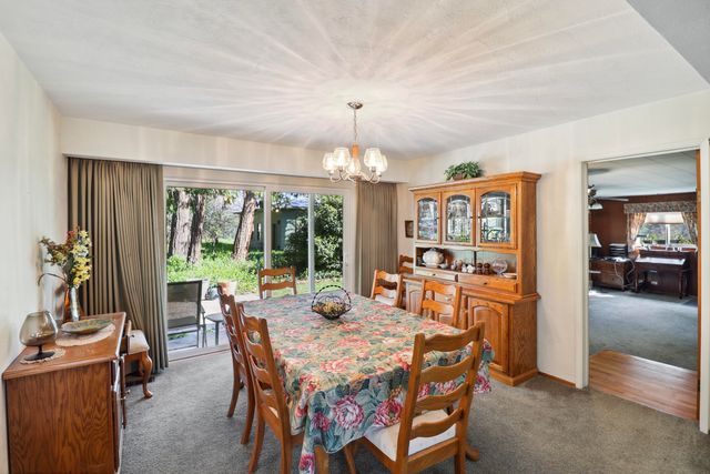 3283 Middleton Lane, Redding, CA 96002