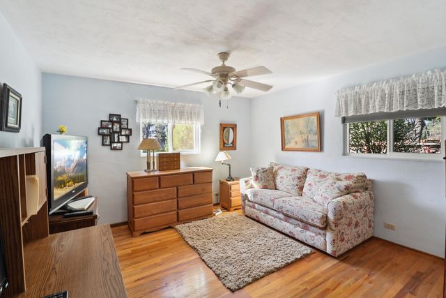 3283 Middleton Lane, Redding, CA 96002