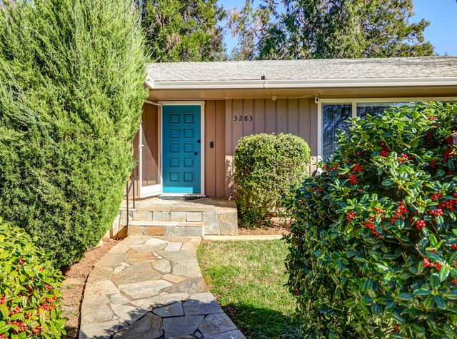 3283 Middleton Lane, Redding, CA 96002