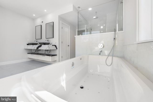 268 DUPONT ST, Philadelphia, PA 19128