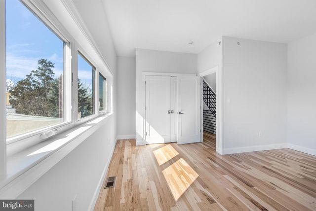 268 DUPONT ST, Philadelphia, PA 19128