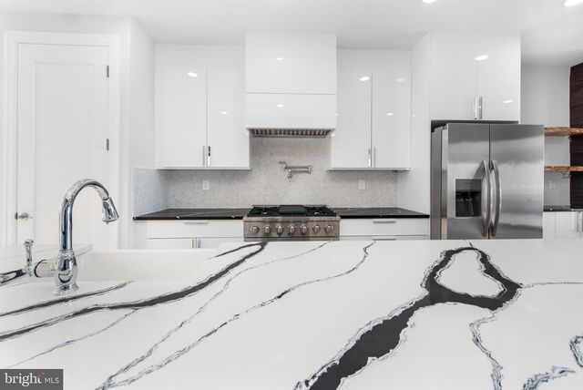 268 DUPONT ST, Philadelphia, PA 19128