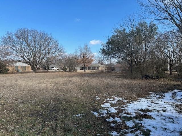 TBD .81 AC Wallace Street, Whitewright, TX 75491