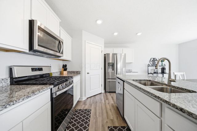 3057 Lamptonridge Drive, Columbus, OH 43232