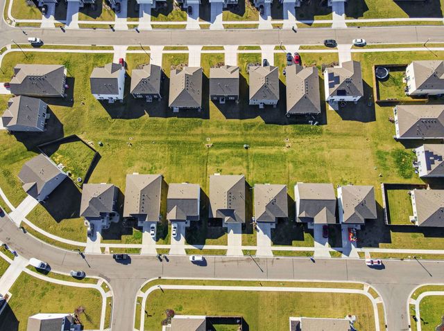 3057 Lamptonridge Drive, Columbus, OH 43232