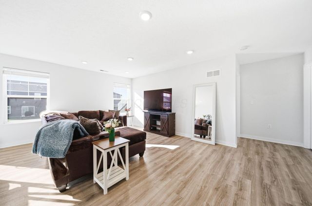 3057 Lamptonridge Drive, Columbus, OH 43232