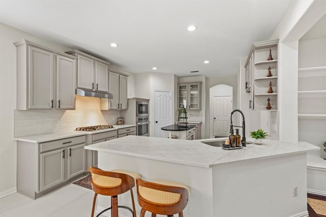 146 Shasta Drive, Lake Dallas, TX 75065