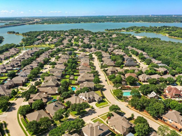 146 Shasta Drive, Lake Dallas, TX 75065