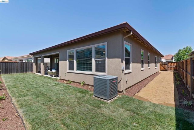 7143 Lakehead Way, Discovery Bay, CA 94505