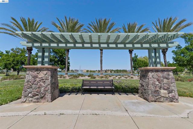 7143 Lakehead Way, Discovery Bay, CA 94505