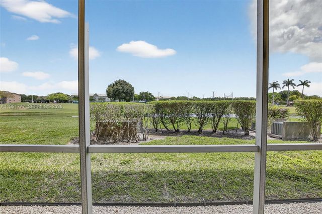 901 SW 128th Terrace 102A, Pembroke Pines, FL 33027