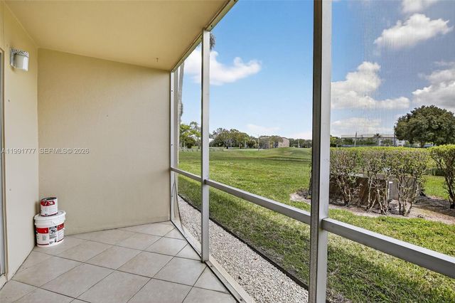 901 SW 128th Terrace 102A, Pembroke Pines, FL 33027