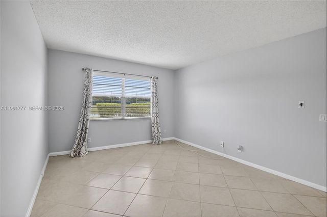 901 SW 128th Terrace 102A, Pembroke Pines, FL 33027