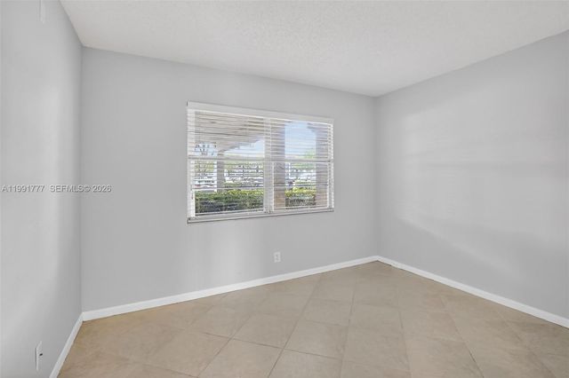 901 SW 128th Terrace 102A, Pembroke Pines, FL 33027