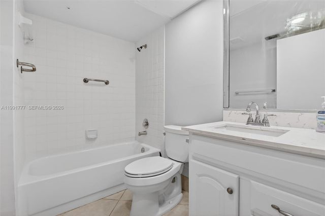 901 SW 128th Terrace 102A, Pembroke Pines, FL 33027
