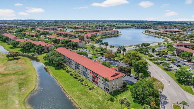 901 SW 128th Terrace 102A, Pembroke Pines, FL 33027