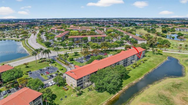 901 SW 128th Terrace 102A, Pembroke Pines, FL 33027
