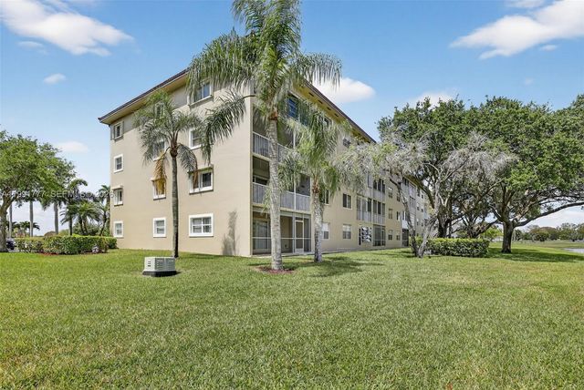 901 SW 128th Terrace 102A, Pembroke Pines, FL 33027