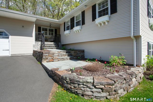 116 Carriage Drive, Avon, CT 06001