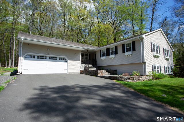 116 Carriage Drive, Avon, CT 06001