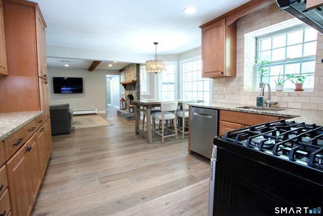 116 Carriage Drive, Avon, CT 06001