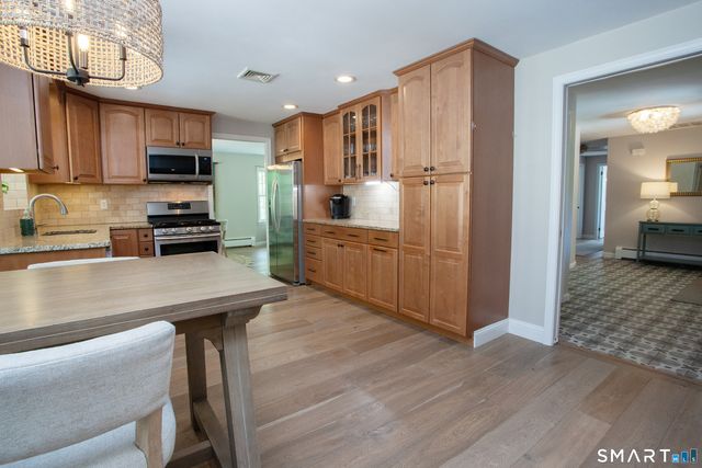 116 Carriage Drive, Avon, CT 06001
