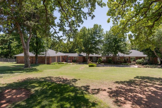 2024 W Glen Eagle, Edmond, OK 73025