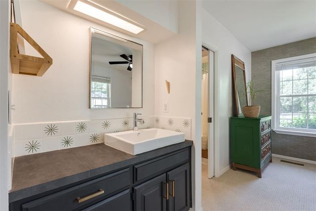 2024 W Glen Eagle, Edmond, OK 73025