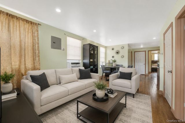 2363 Gleason Avenue, Bronx, NY 10462