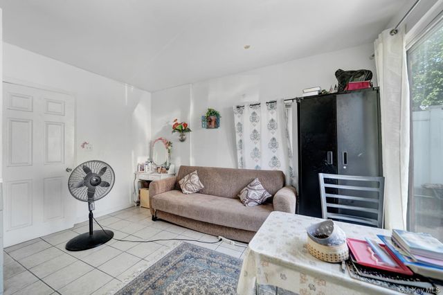 2363 Gleason Avenue, Bronx, NY 10462
