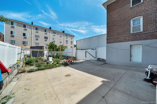 2363 Gleason Avenue, Bronx, NY 10462