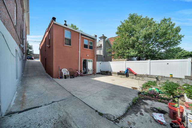 2363 Gleason Avenue, Bronx, NY 10462