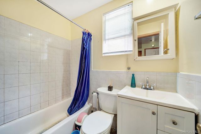 2363 Gleason Avenue, Bronx, NY 10462