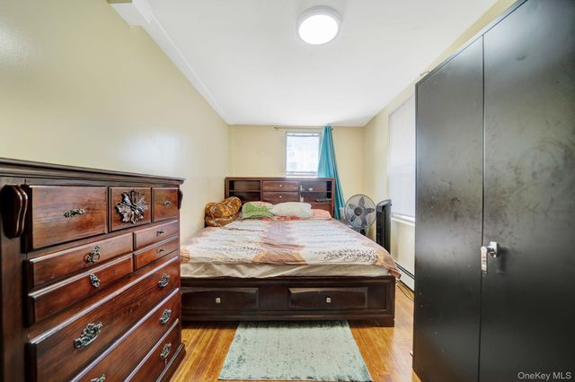 2363 Gleason Avenue, Bronx, NY 10462