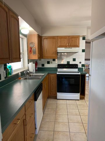 905 Levitt Parkway, Rockledge, FL 32955