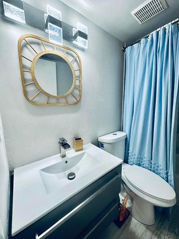 4260 Village Drive B, Delray Beach, FL 33445