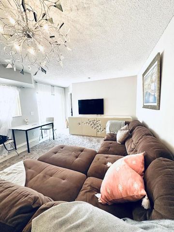 4260 Village Drive B, Delray Beach, FL 33445