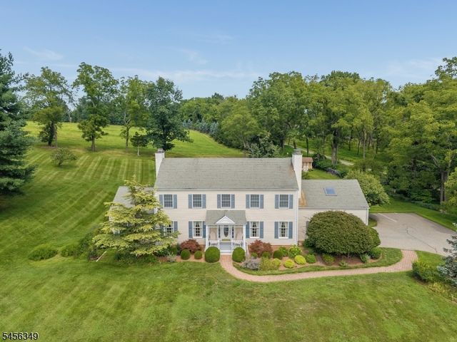 219 Sandy Ridge Mount Airy, Delaware Twp., NJ 08559
