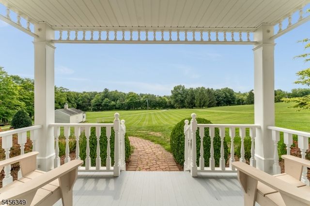 219 Sandy Ridge Mount Airy, Delaware Twp., NJ 08559