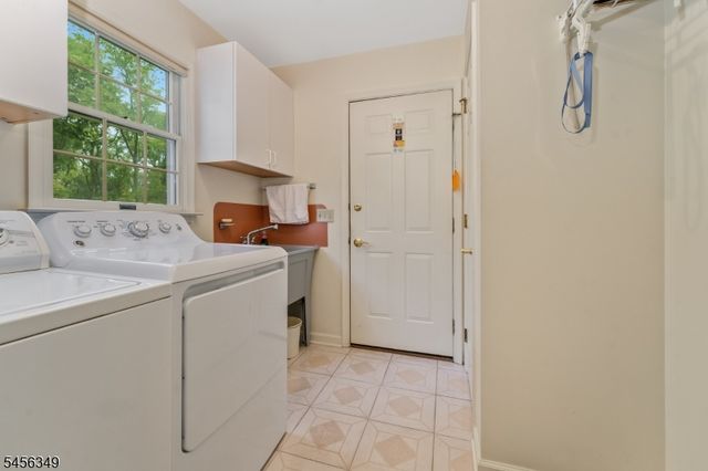 219 Sandy Ridge Mount Airy, Delaware Twp., NJ 08559