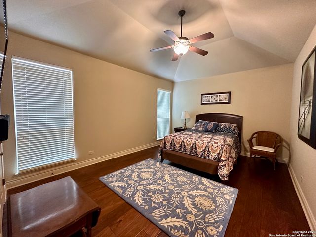 402 Cameron, San Antonio, TX 78258