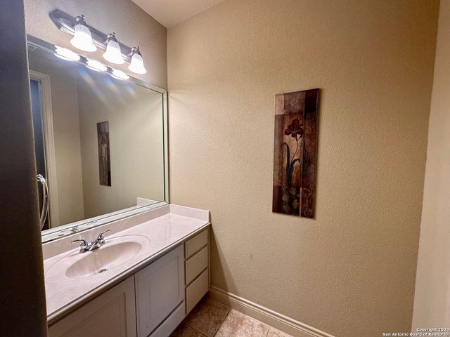 402 Cameron, San Antonio, TX 78258