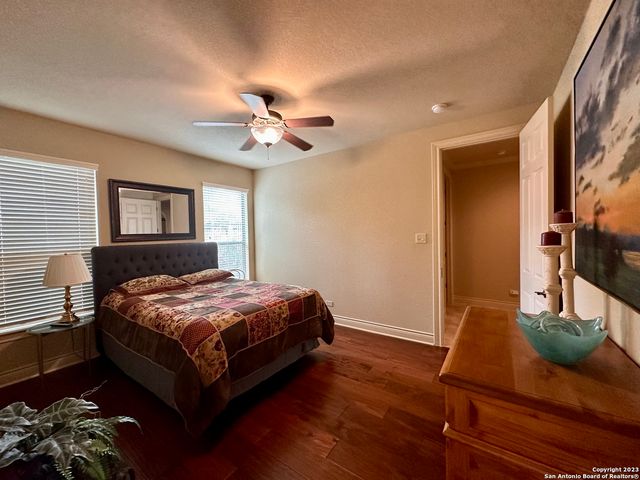 402 Cameron, San Antonio, TX 78258