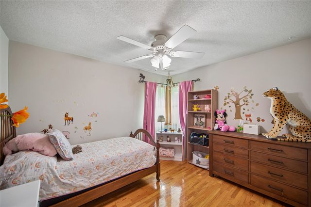 1705 Hillside Street, West Des Moines, IA 50265